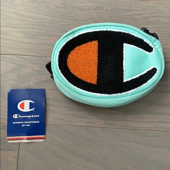 NWT Champion | Large C Logo Fanny Waist Pack Belt Bag - Picture 1 of 2